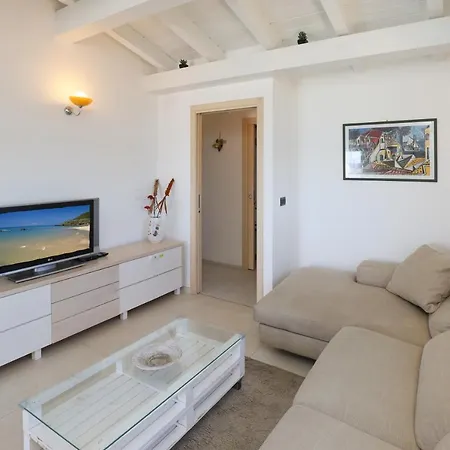 Aurora Apartment *