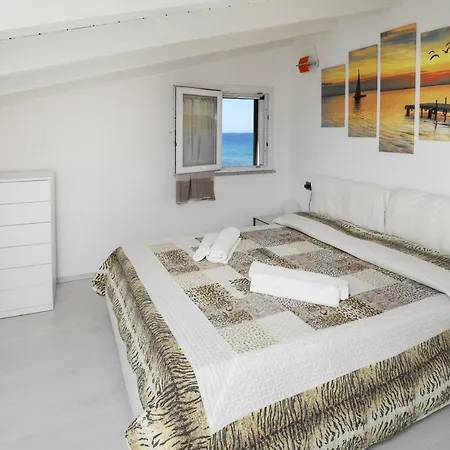 Aurora Apartment *